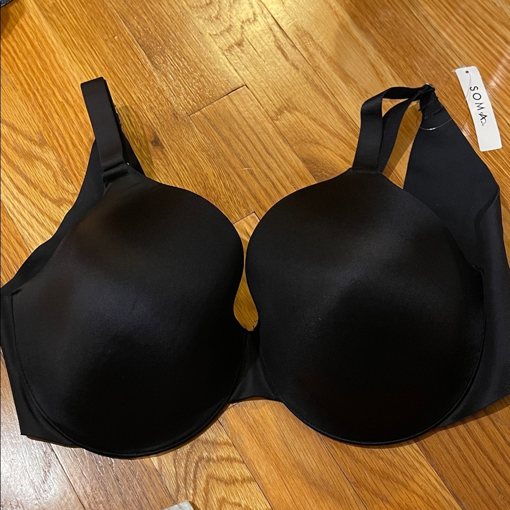 NWT Soma Vanishing Back Full Coverage Bra